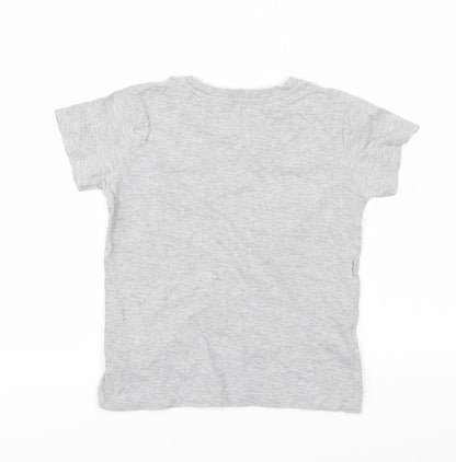 Preworn Boys Grey   Basic T-Shirt Size 4-5 Years