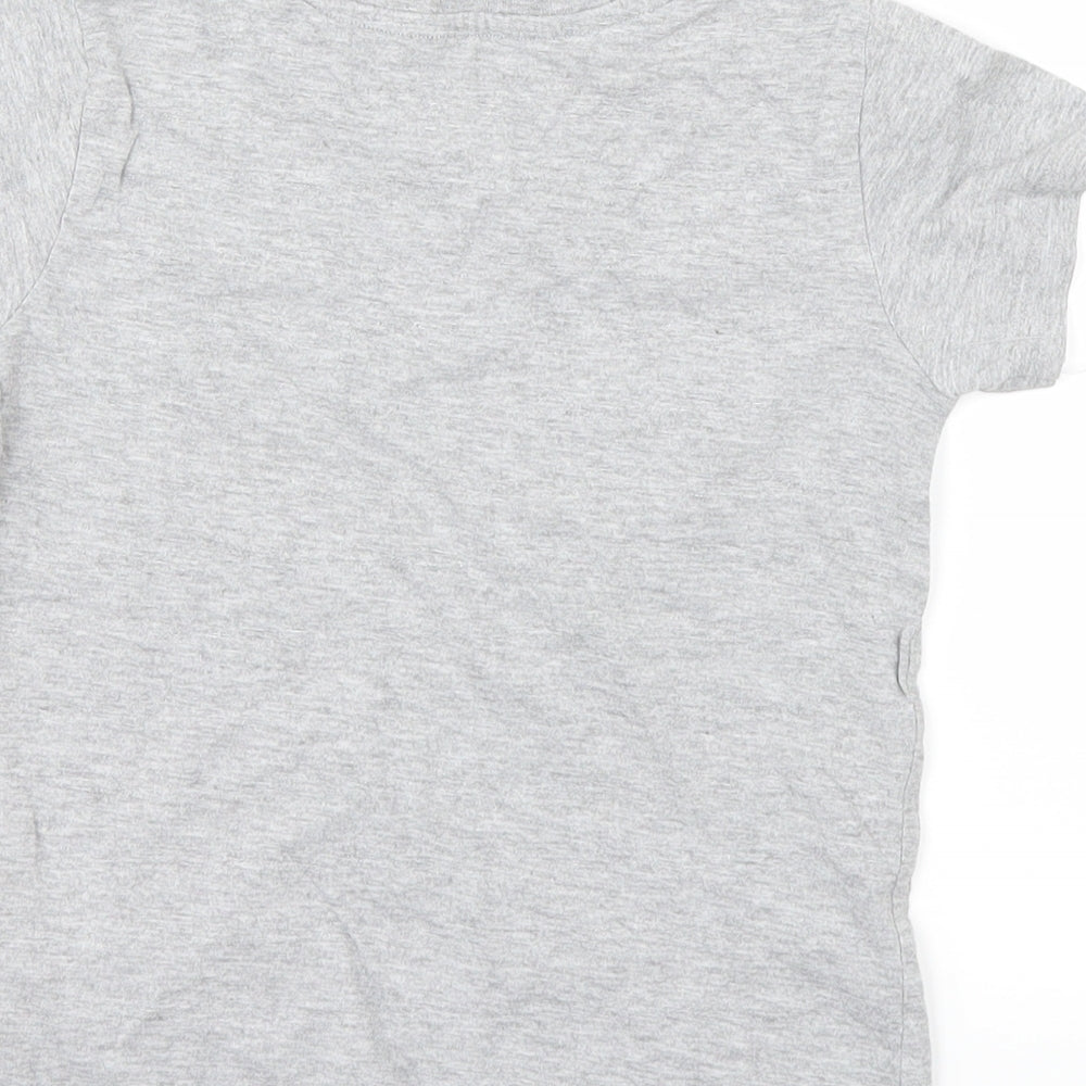 Preworn Boys Grey   Basic T-Shirt Size 4-5 Years