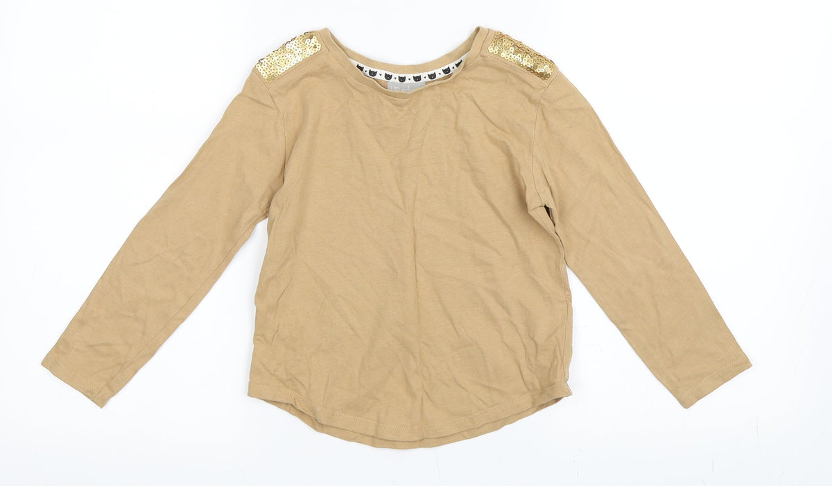Additional front view of Matalan girls’ beige basic t-shirt, size 7, years