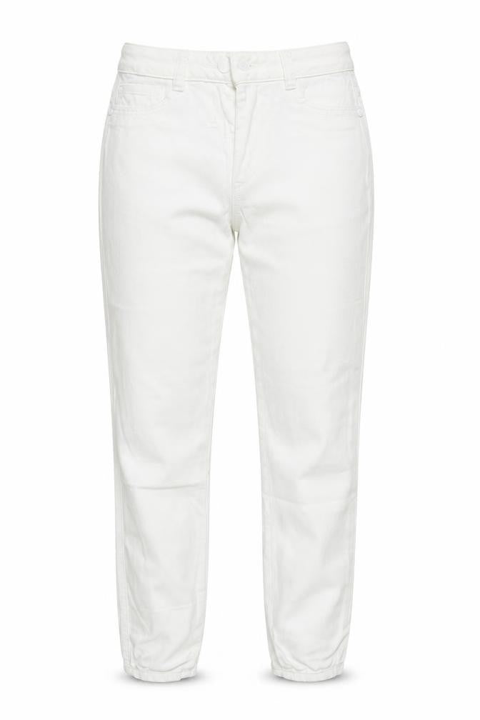 Front view of legging women’s white mom jeans, size UK 8, 25-inch leg