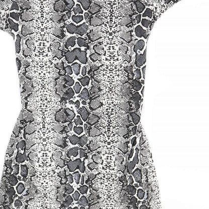 pretty little thing Womens White Animal Print  Mini  Size 8