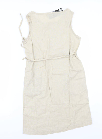 Avenue Womens Beige   A-Line  Size 8