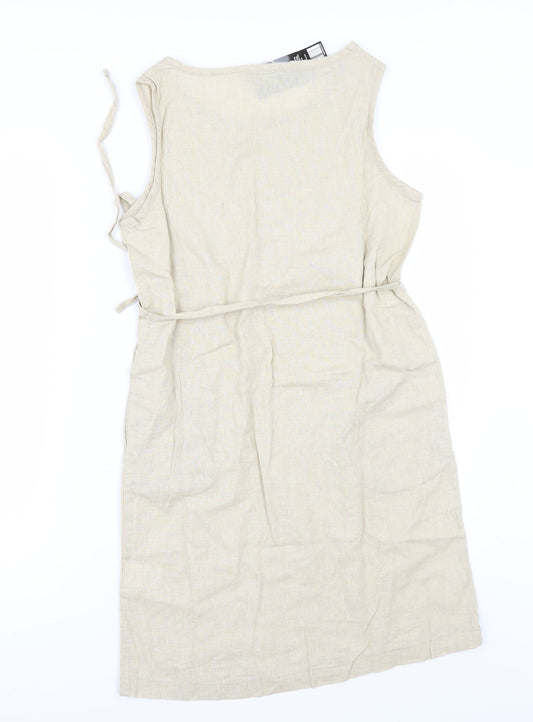 Avenue Womens Beige   A-Line  Size 8