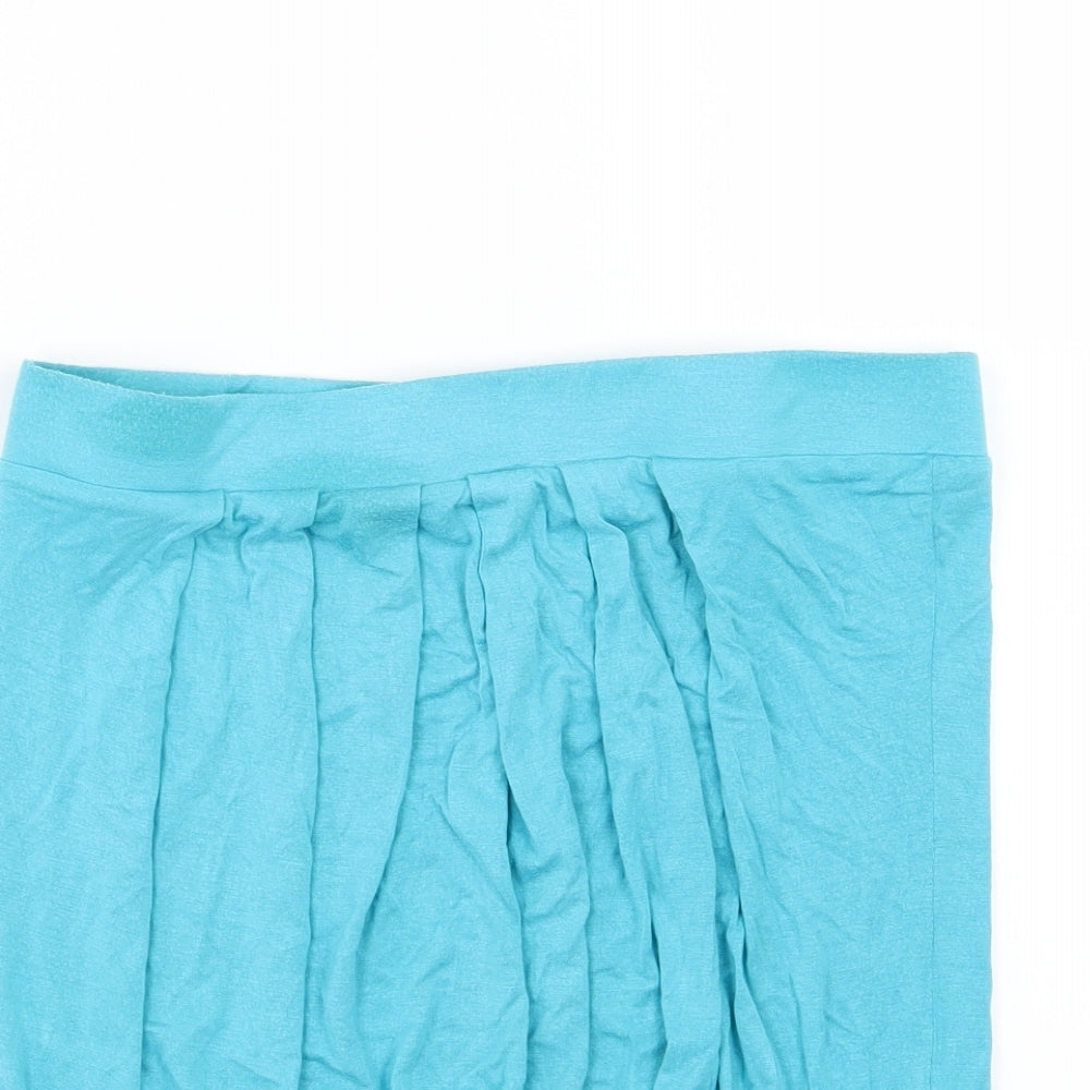Close-up detail of Pattyboutik women’s blue jersey basic t-shirt, size M