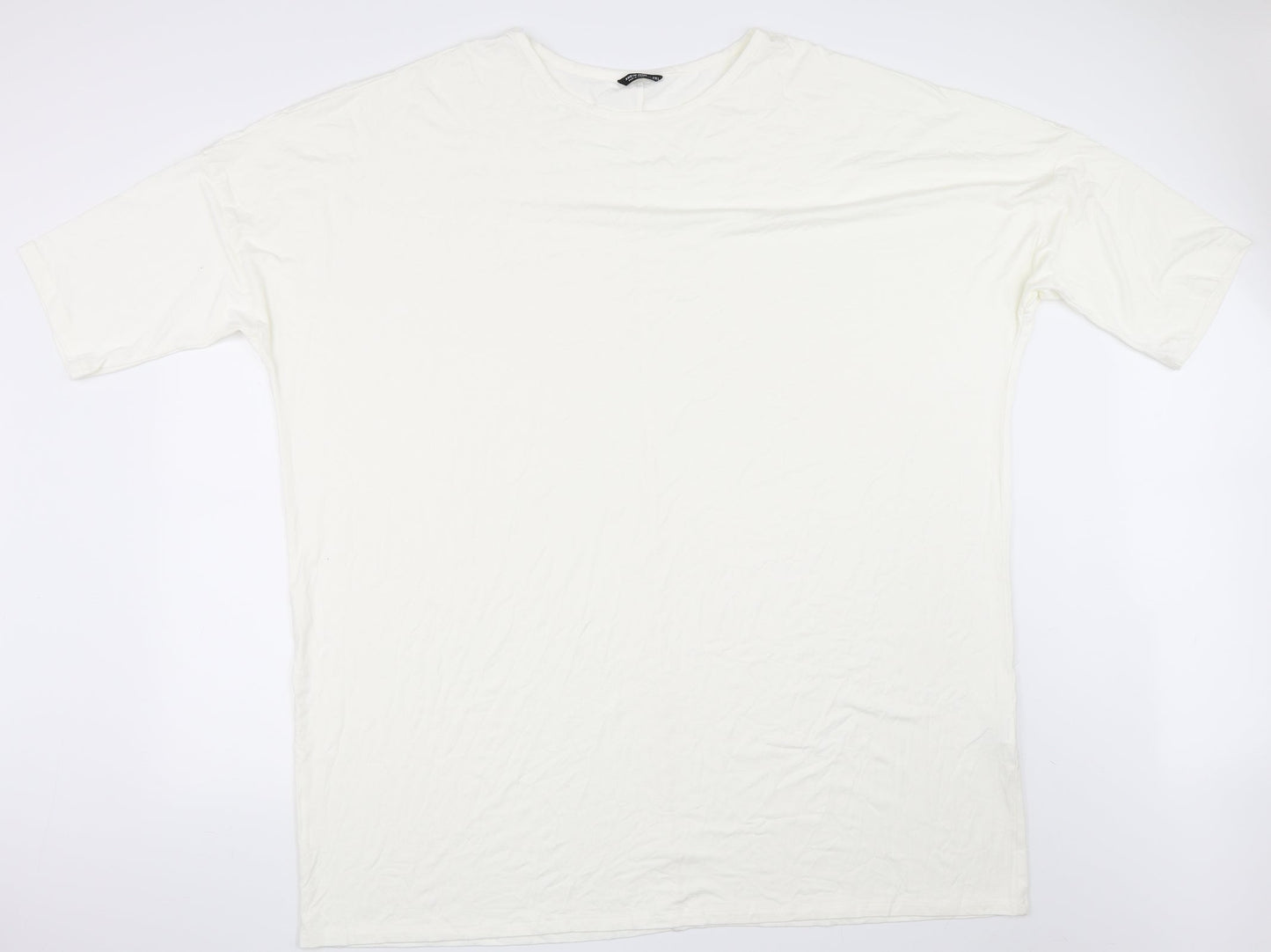 SheIn Womens White   Basic T-Shirt Size 2XL