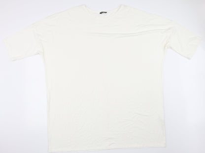 SheIn Womens White   Basic T-Shirt Size 2XL