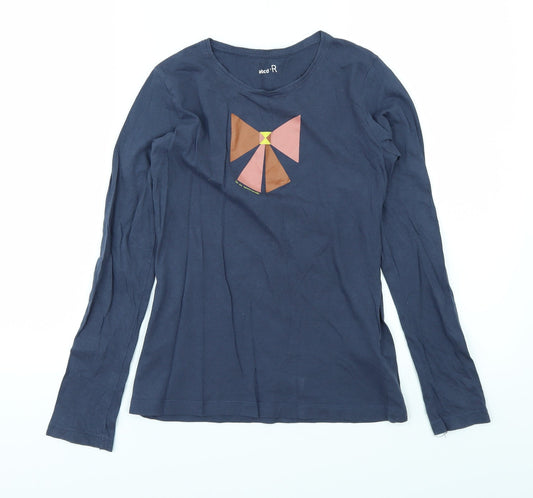 Front view of Abcd R girls’ blue basic t-shirt, size 12, years