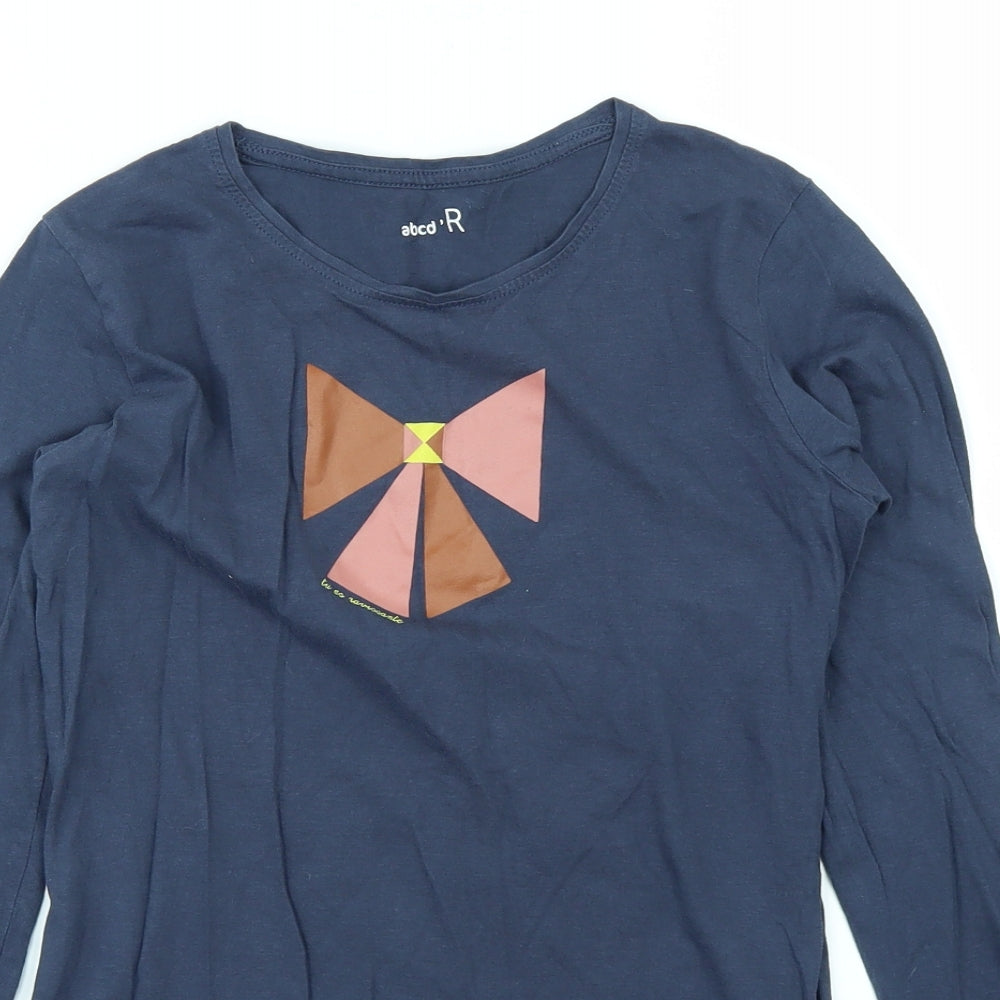 Close-up detail of Abcd R girls’ blue basic t-shirt, size 12, years