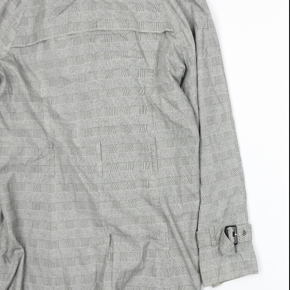 Brand and care label for Yazz women’s grey jacket suit jacket, size UK 16