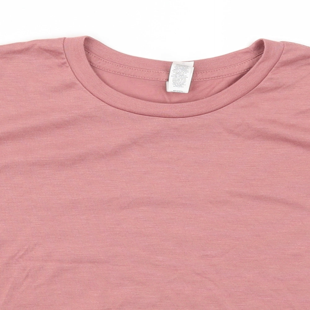 Close-up detail of Bella + Canvas women’s pink basic t-shirt, size M