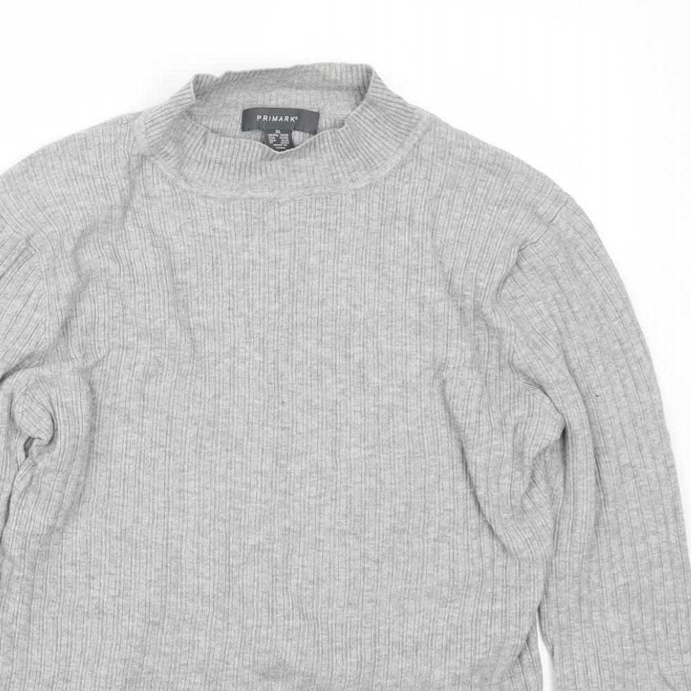 Close-up detail of Primark women’s grey jumper, size XL