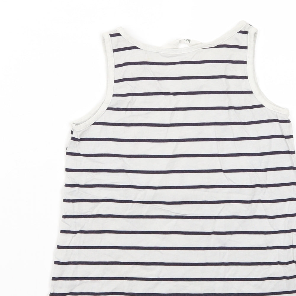 Brand and care label for H&M girls’ white striped basic tank, size 5, years