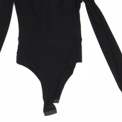 PRETTYLITTLETHING Womens Black   Basic T-Shirt Size 4