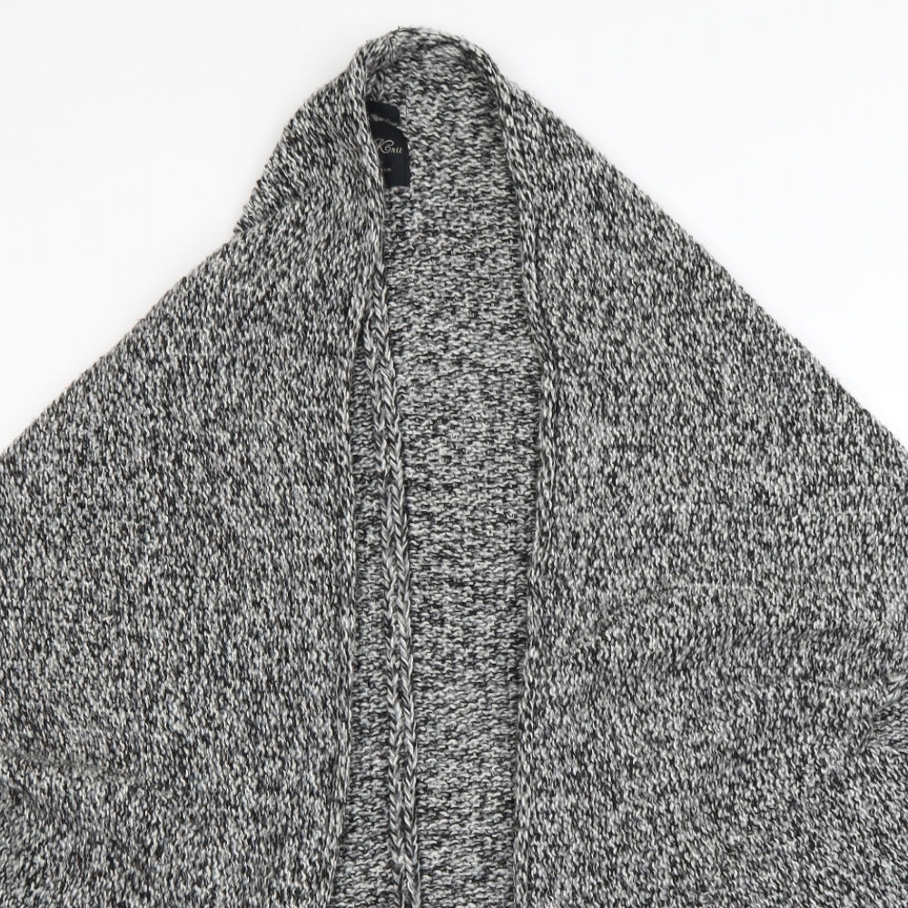 Close-up detail of Preworn women’s grey jumper, size UK 10