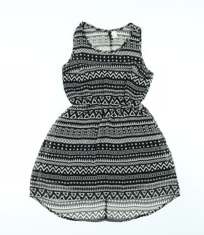 Divided by H&M Womens Black Geometric  A-Line  Size 8  - Dipped hem