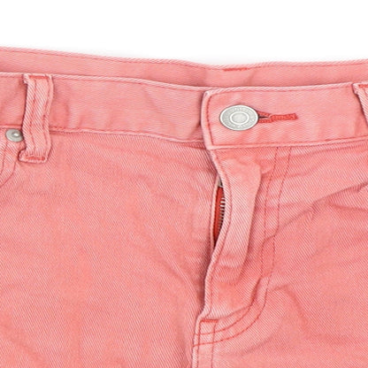 UNI QLO Womens Pink  Denim Hot Pants Shorts Size 27 in