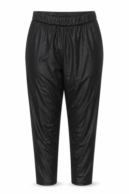 Womens UK Size 10 Boohoo Regular Fit Cropped Black Trousers