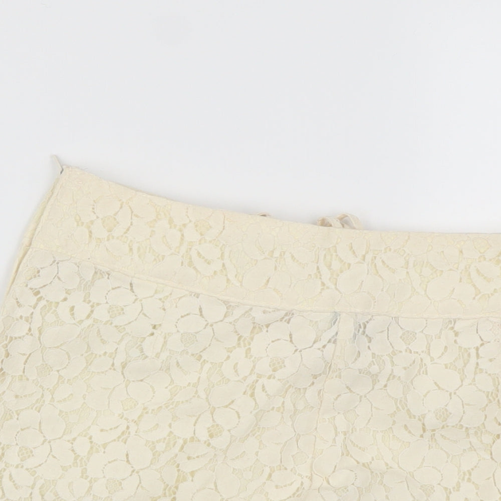 H&M Womens Ivory   Hot Pants Shorts Size 8