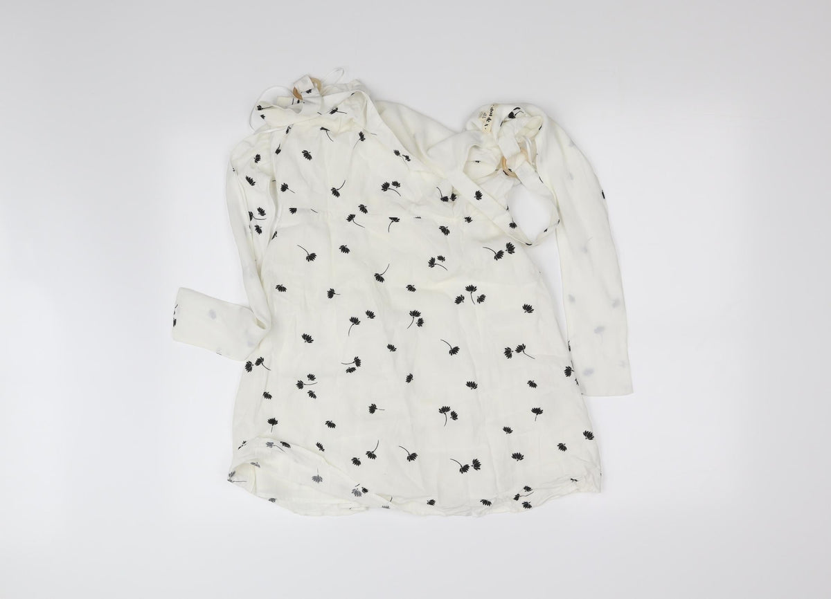 Dot & X Womens White   Fit & Flare  Size 8
