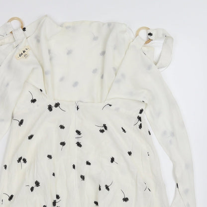 Dot & X Womens White   Fit & Flare  Size 8