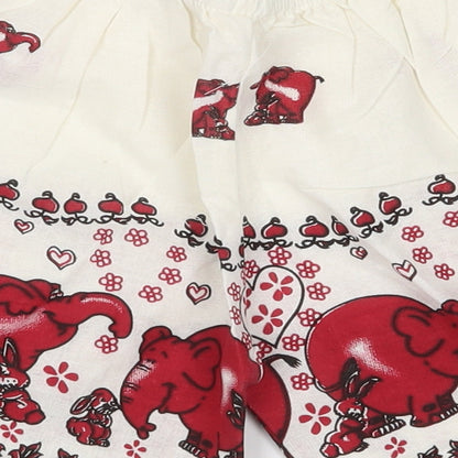 Preworn Boys White Animal Print  Cargo Shorts Size 3-4 Years
