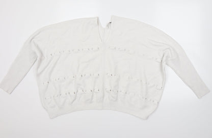 Preworn Womens White   Pullover Jumper Size M