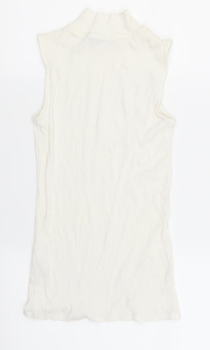 Womens UK Size 6 F&F White Basic T-Shirt