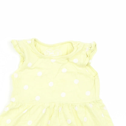 Made for Life Girls Yellow Polka Dot  Basic T-Shirt Size 2 Years