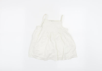 Marks and Spencer Girls White   Basic T-Shirt Size 5-6 Years