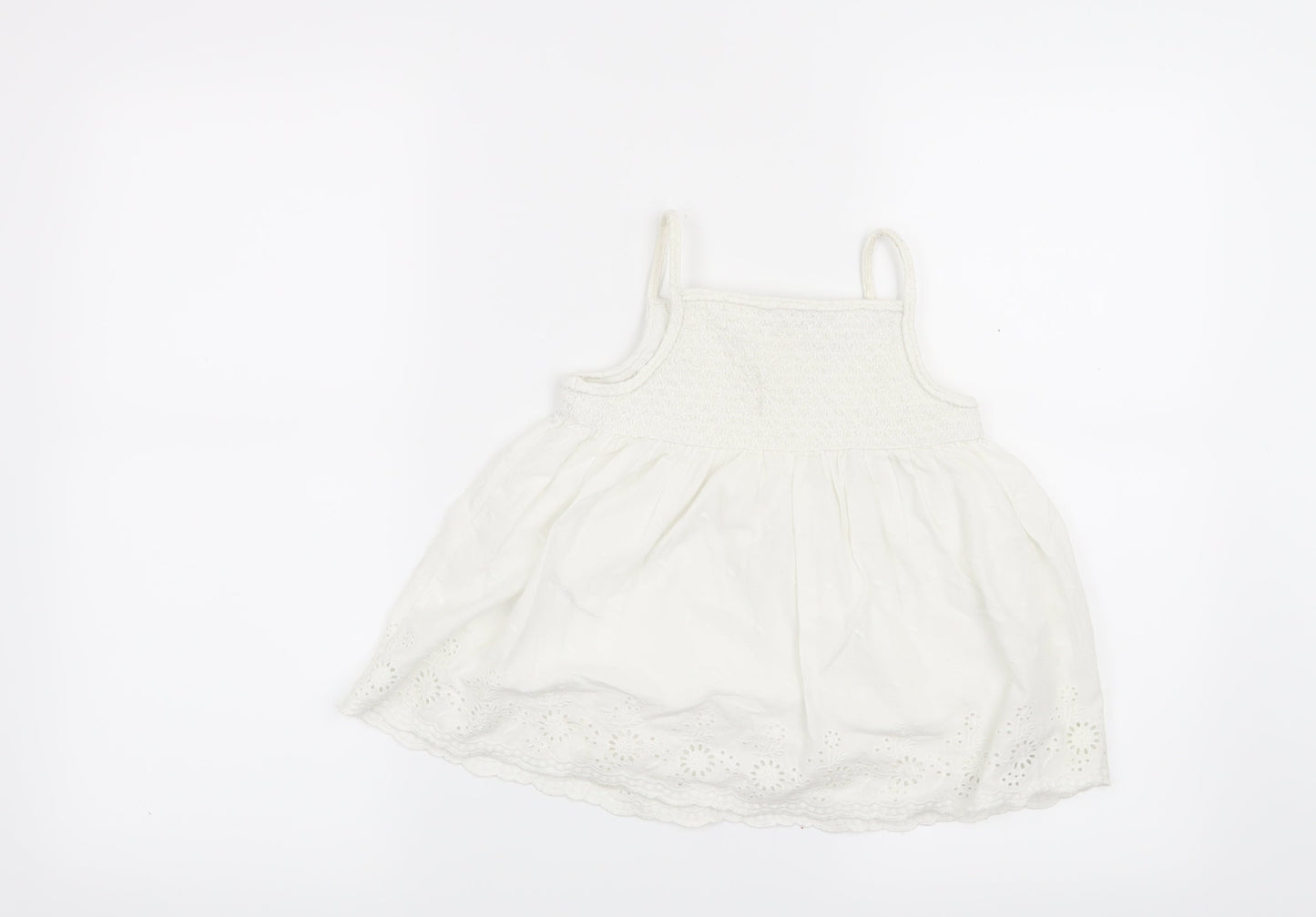 Marks and Spencer Girls White   Basic T-Shirt Size 5-6 Years