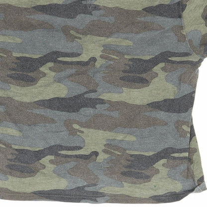 Primark Boys Green Camouflage  Basic T-Shirt Size 5-6 Years