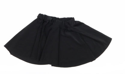 Preworn Girls Black   A-Line Skirt Size 7-8 Years