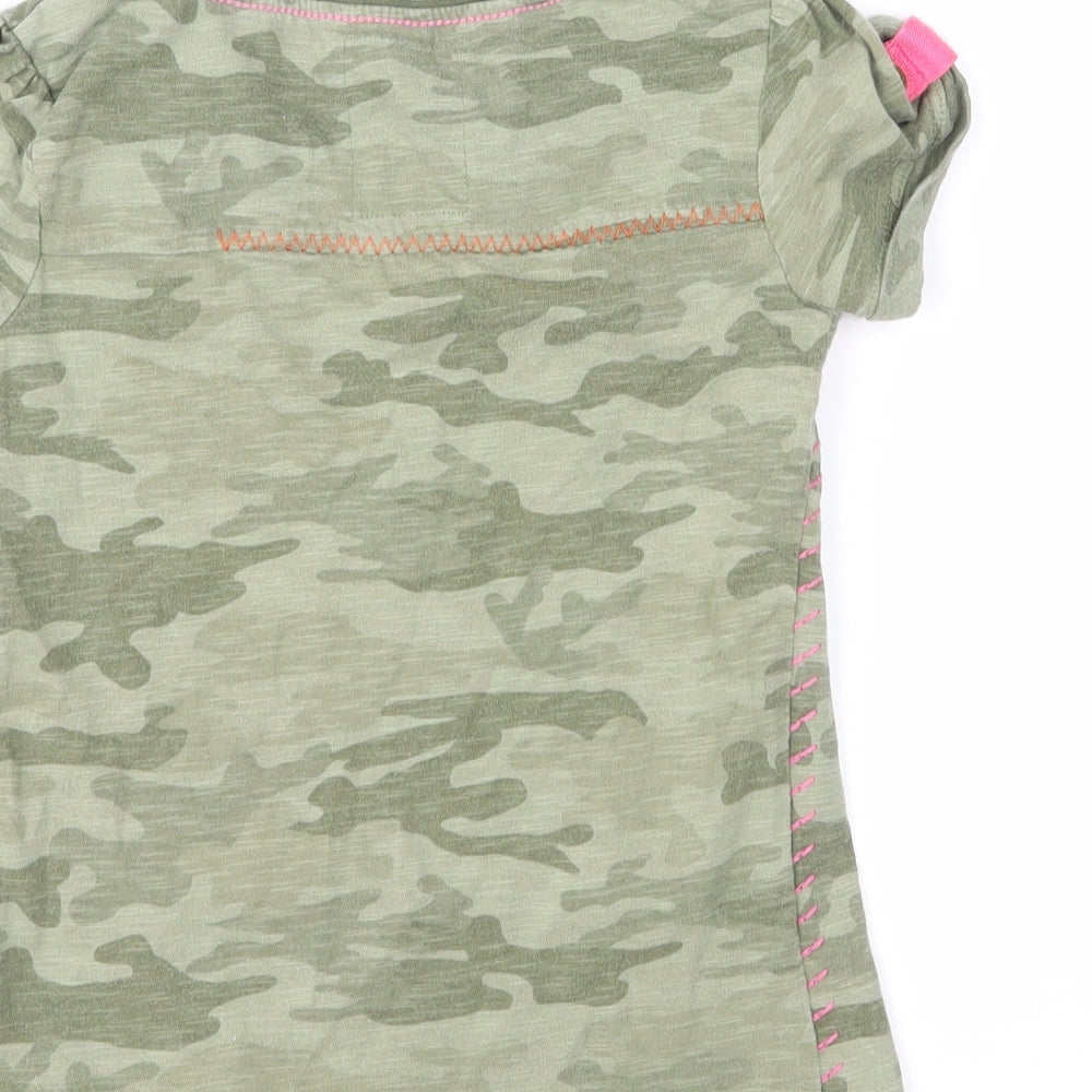 NEXT Girls Green Camouflage  Pullover T-Shirt Size 5 Years