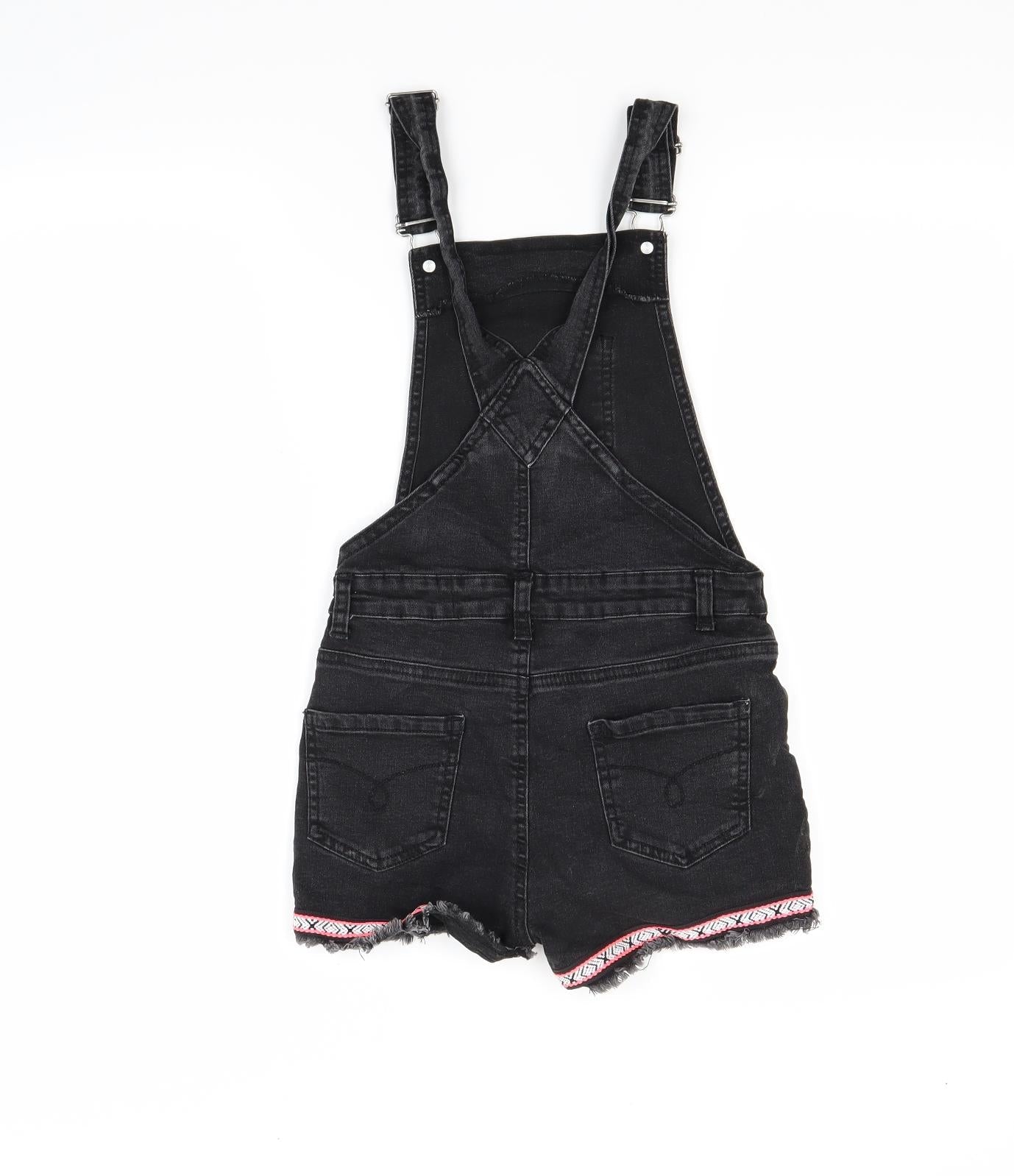 Primark Girls Black  Denim Shorts One-Piece Size 10 Years
