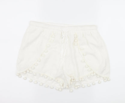 Vera & Lucy Womens White   Hot Pants Shorts Size L - Tassel Hem