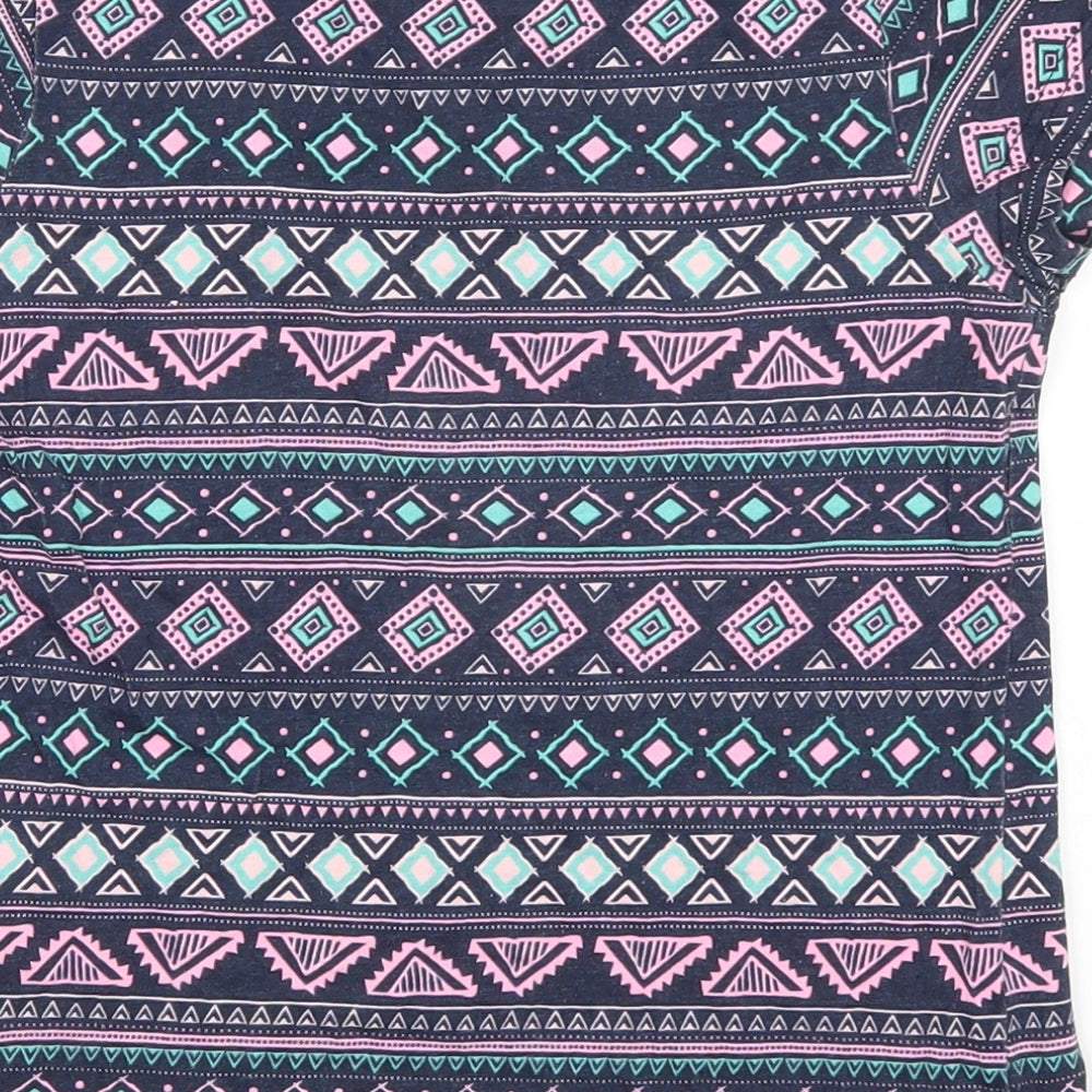 Yooung Dimension Girls Blue Geometric  Basic T-Shirt Size 8-9 Years