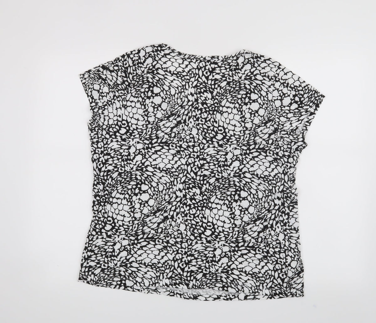 Authentic Womens Black Animal Print  Basic T-Shirt Size 18