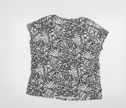 Authentic Womens Black Animal Print  Basic T-Shirt Size 18