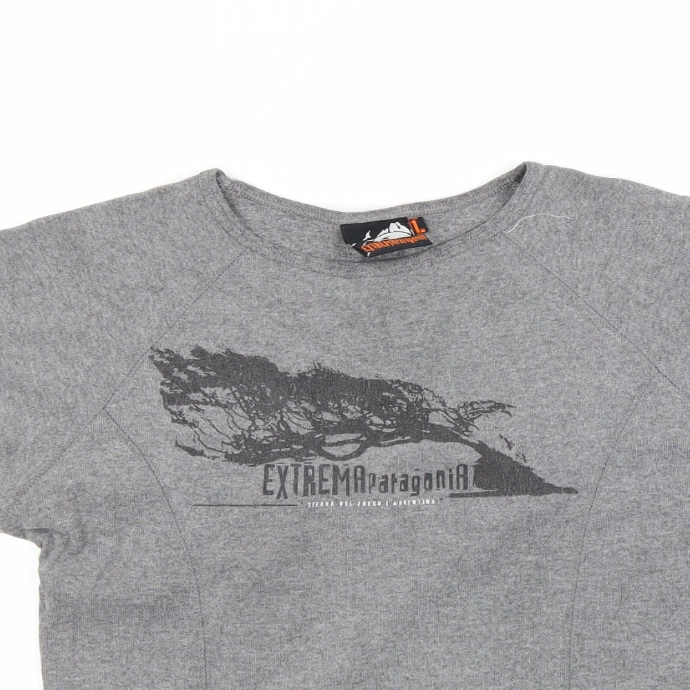 Extreamapatagomia Boys Grey   Basic T-Shirt Size L