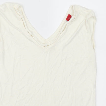 S. Oliver Womens White   Basic T-Shirt Size 10