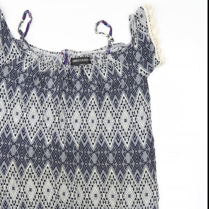 Womens UK Size M Amber Krystal Blue Basic T-Shirt