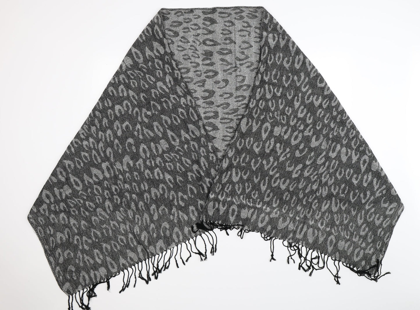 Preworn Womens Grey Animal Print Knit  Scarf