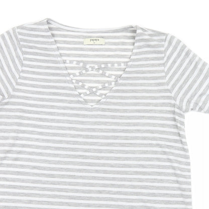 Papaya Womens Grey Striped  Basic T-Shirt Size M