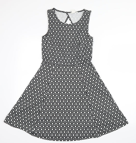 H&M Womens Black Geometric  Fit & Flare  Size 6