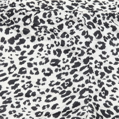 H&M Womens White Animal Print  Paperbag Shorts Size M