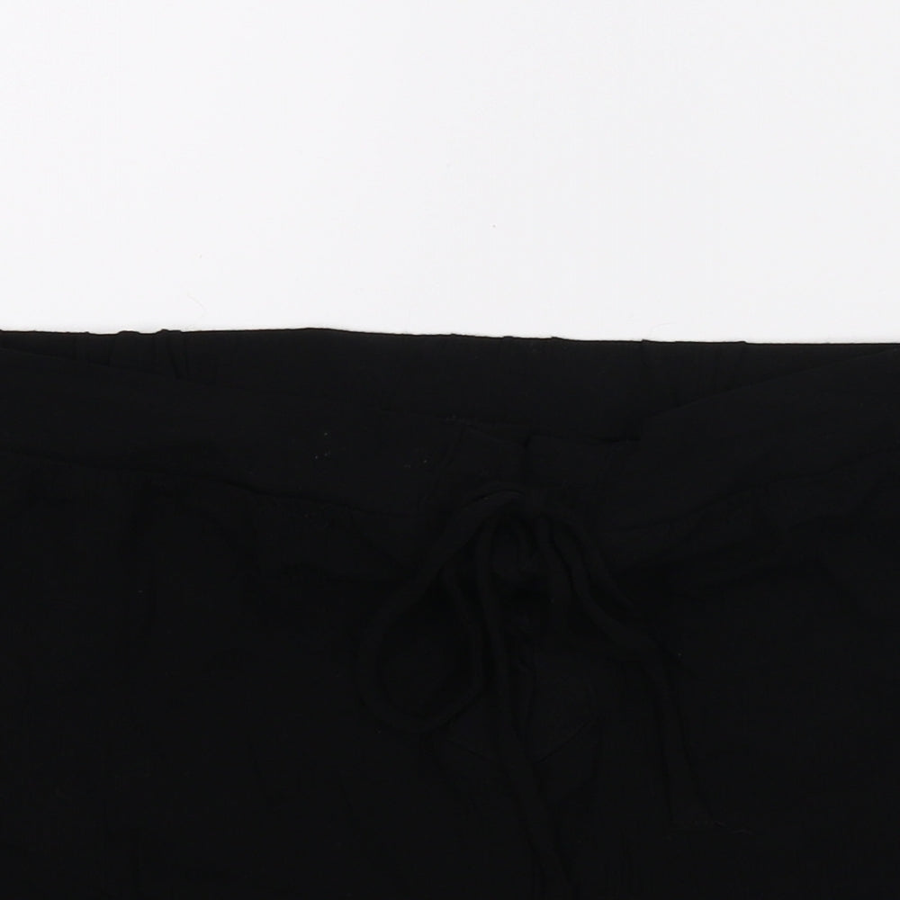 FOREVR 21 Womens Black   Paperbag Shorts Size M