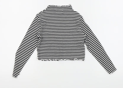 I love girls wear Girls White Striped  Basic T-Shirt Size 7 Years