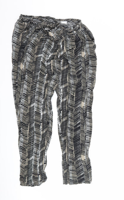 Womens UK Size 14 Preworn Regular Fit  Black Trousers