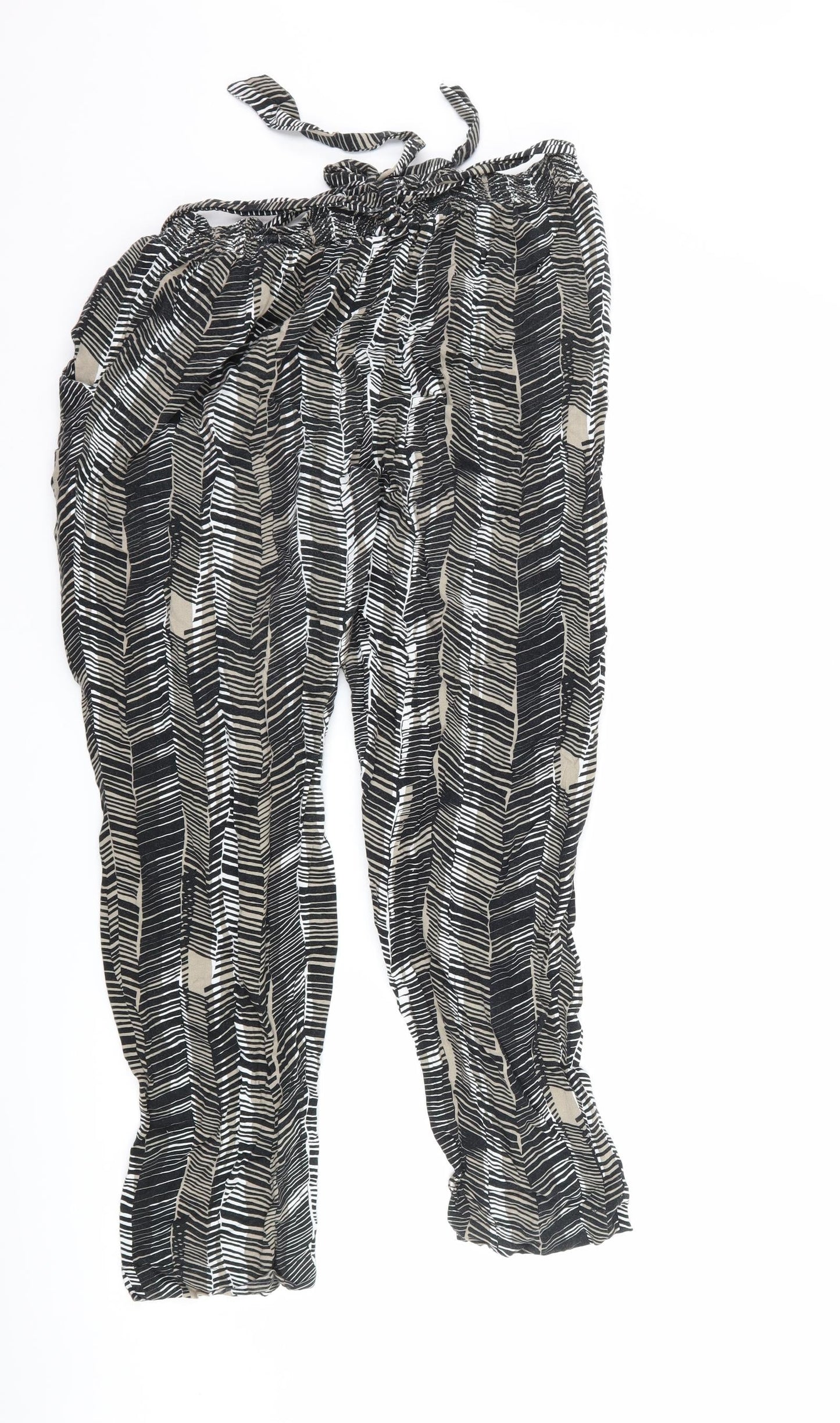 Womens UK Size 14 Preworn Regular Fit  Black Trousers