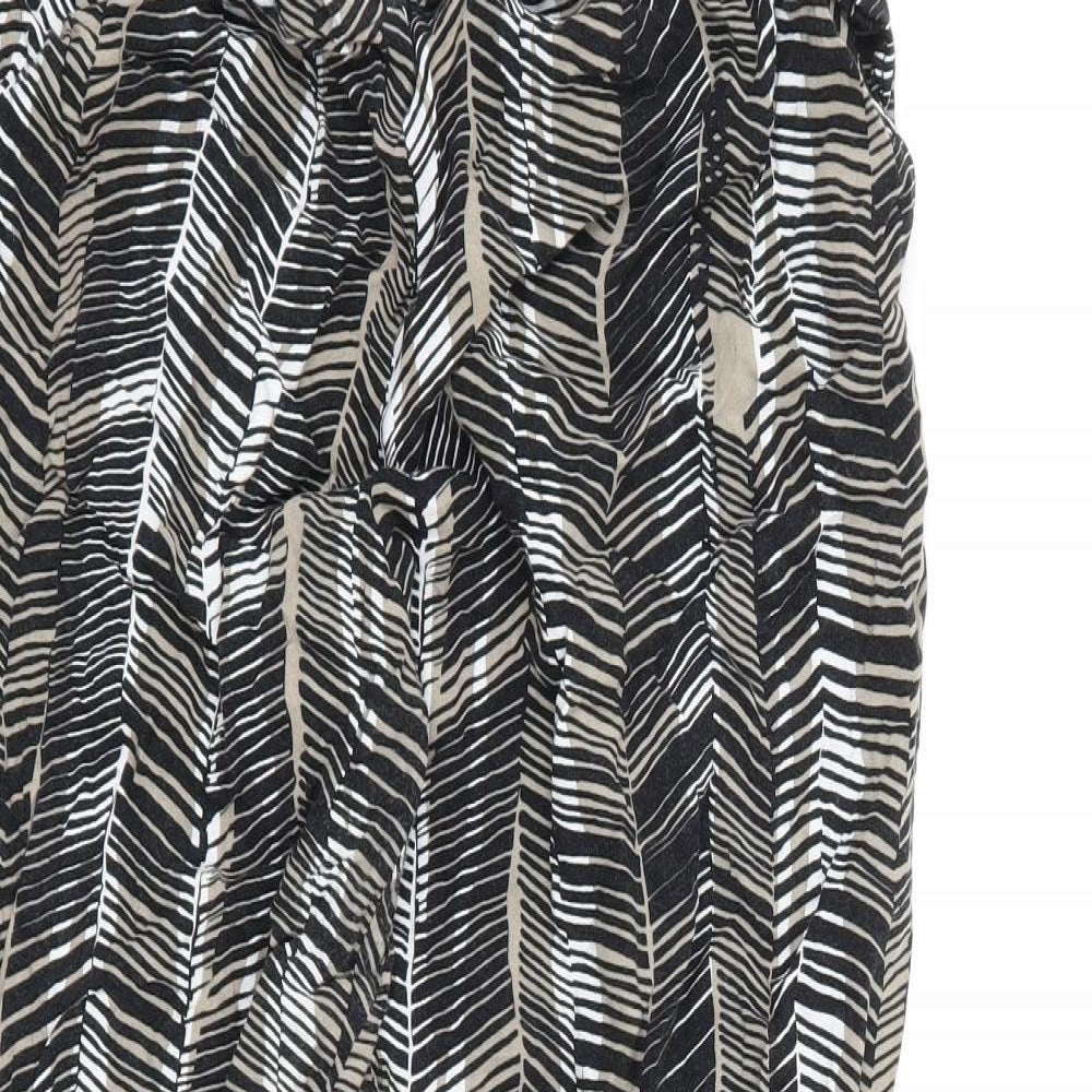Womens UK Size 14 Preworn Regular Fit  Black Trousers